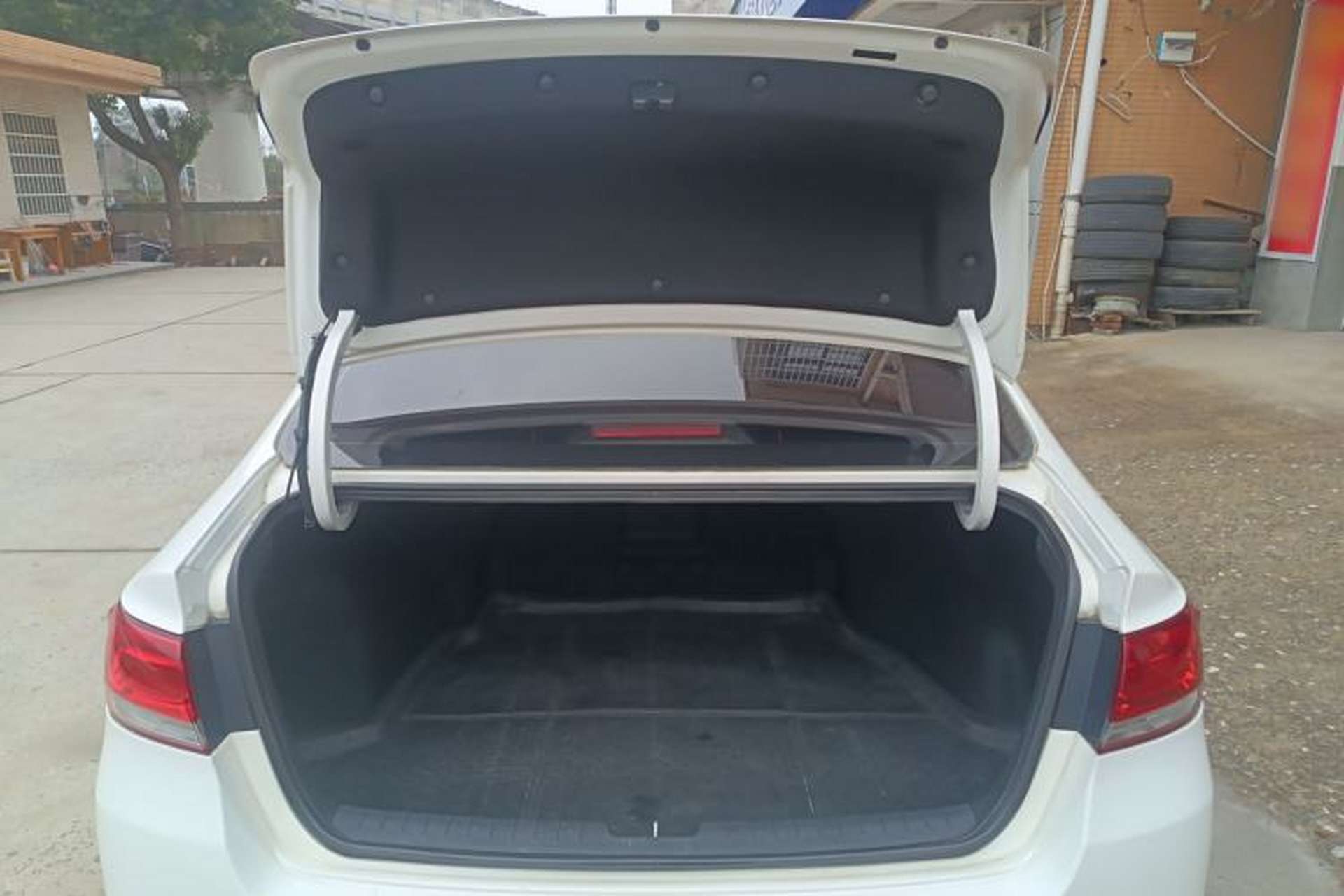 Used Kia K4 2014 1.6T Automatic Turbo Trunk