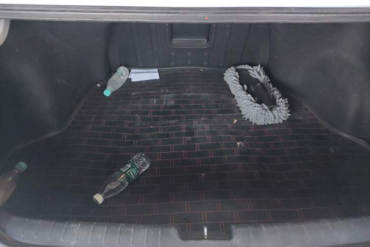 Used Kia K4 2014 1.8L Automatic GLS Trunk