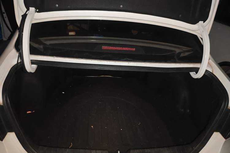 Used Kia K4 2014 1.8L Automatic GL Trunk