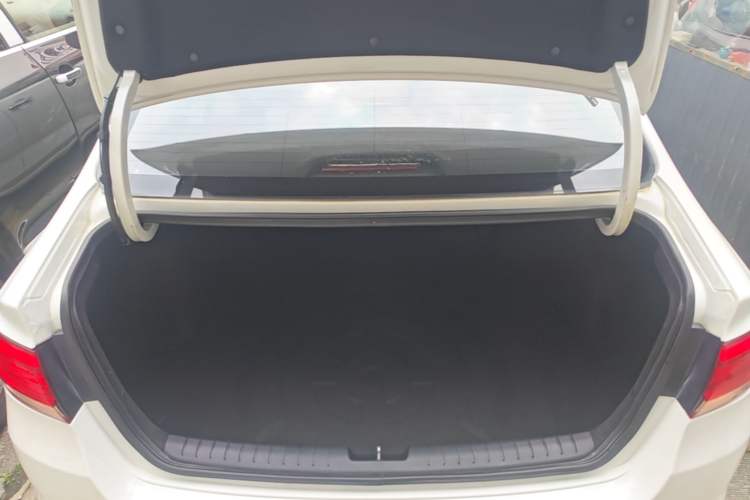Used Kia K4 2014 1.8L Automatic DLX Trunk