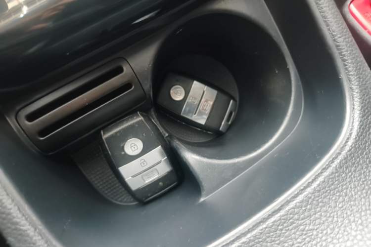 Used Kia K4 2014 1.8L Automatic GLS Vehicle Key
