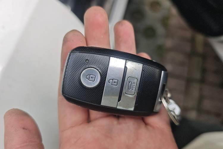 Used Kia K4 2014 1.8L Automatic GLS Vehicle Key