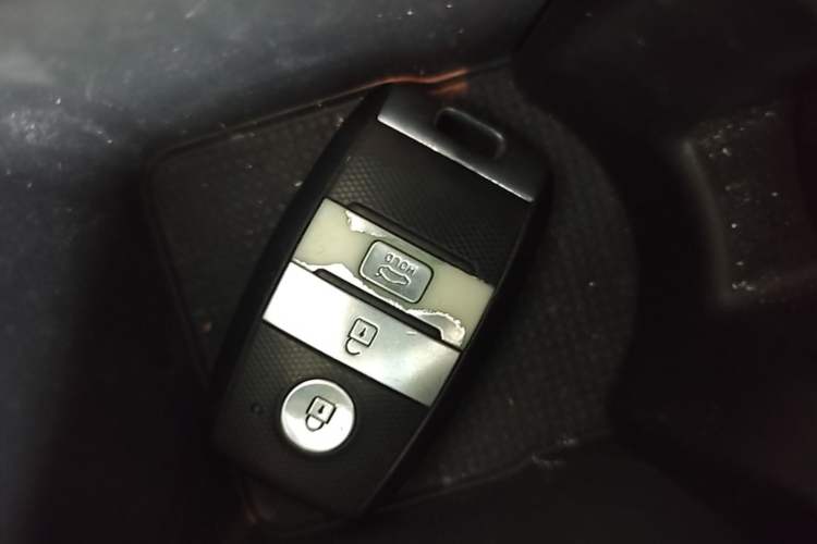 Used Kia K4 2014 1.8L Automatic GLS Vehicle Key