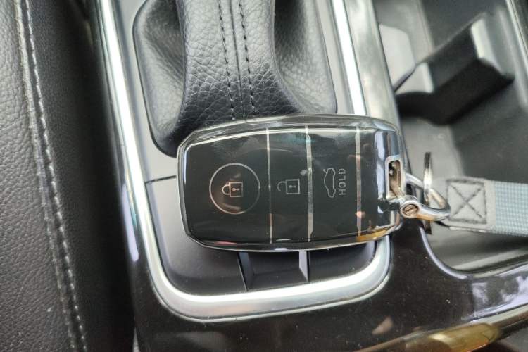 Used Kia K4 2014 1.8L Automatic DLX Vehicle Key