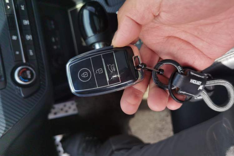 Used Kia K4 2014 1.8L Automatic GLS Vehicle Key
