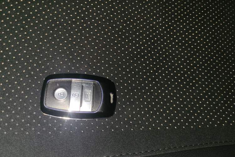 Used Kia K4 2014 1.8L Automatic GLS Vehicle Key