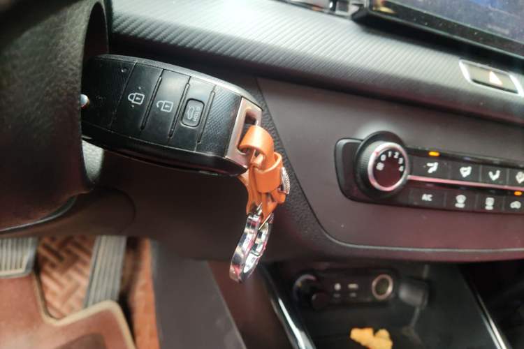Used Kia K4 2014 1.8L Automatic GL Vehicle Key