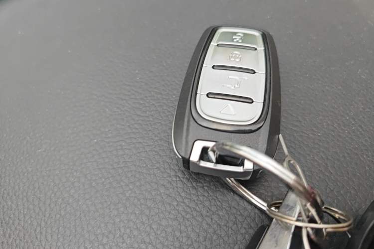Used Kia K4 2014 1.8L Automatic GLS Vehicle Key