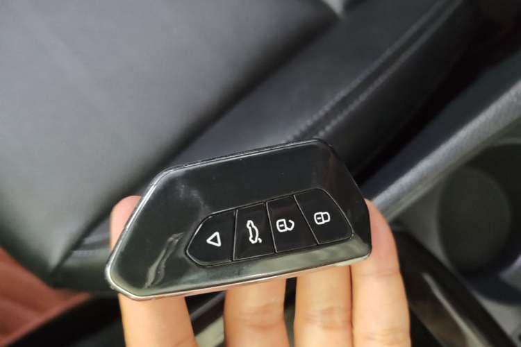 Used Kia K4 2014 1.8L Automatic GLS Vehicle Key