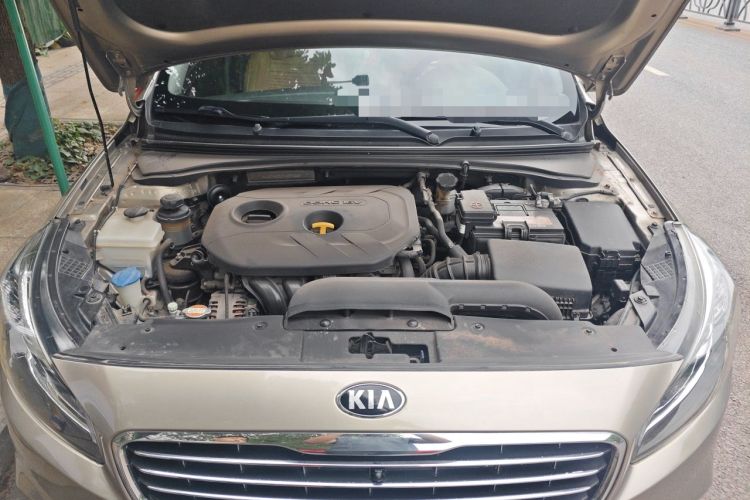 Used Kia K4 2014 1.8L Automatic DLX Engine Bay
