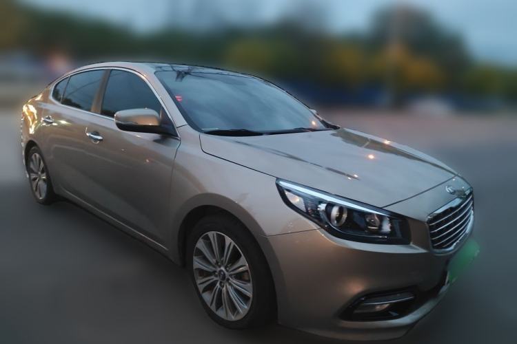 Used Kia K4 2014 1.8L Automatic DLX Front Right 45 Deg