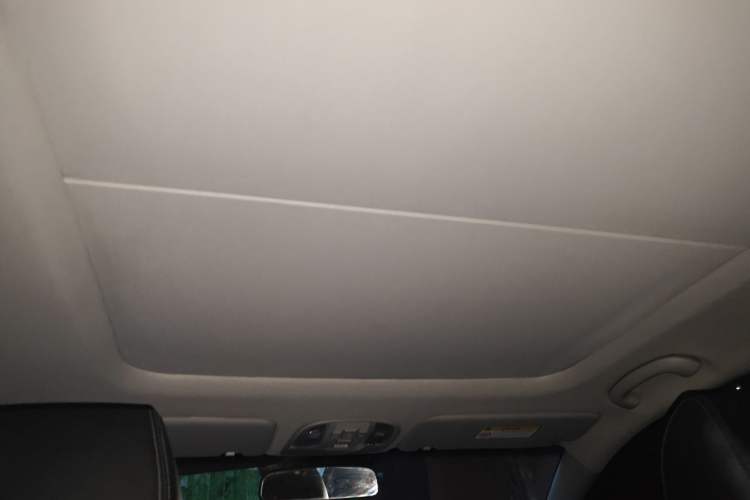 Used Kia K4 2014 1.8L Automatic DLX Headliner