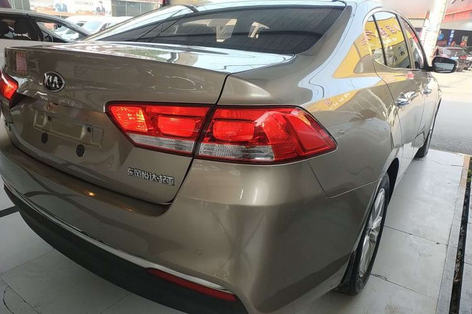 Used Kia K4 2014 1.8L Automatic GLS Right Rear Taillight
