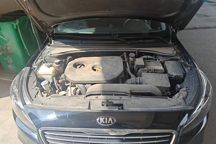 Used Kia K4 2015 1.8L Automatic GLS Special Engine Bay