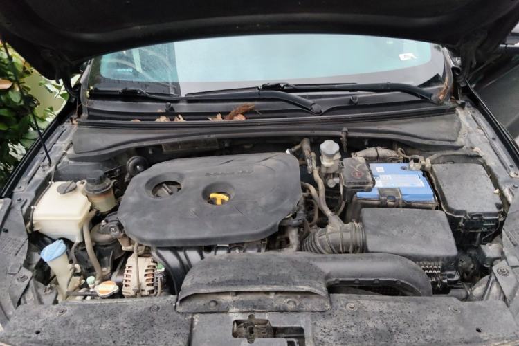 Used Kia K4 2015 1.8L Automatic GLS Special Engine Bay
