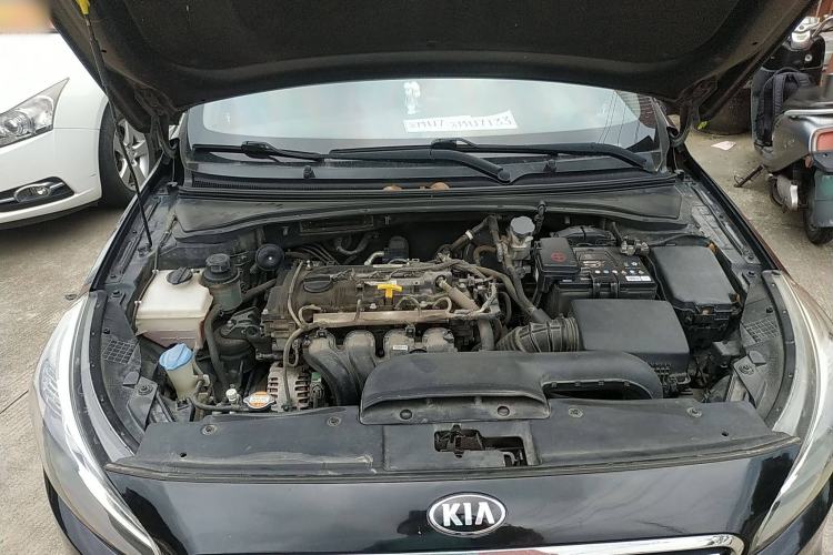 Used Kia K4 2015 1.8L Automatic GLS Special Engine Bay