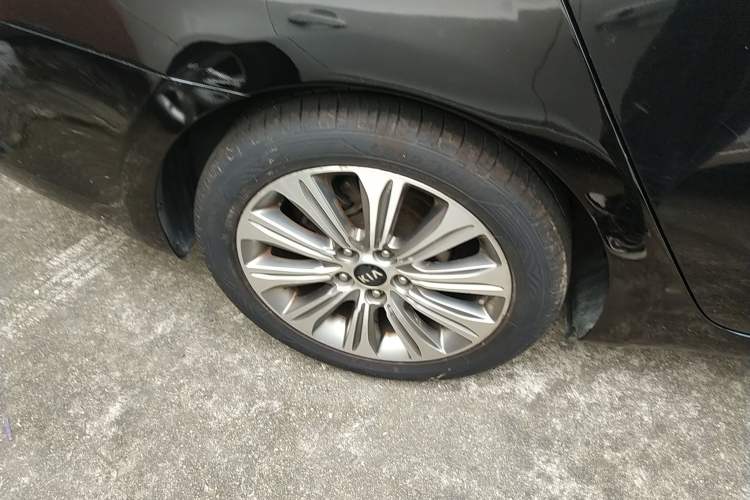 Used Kia K4 2015 1.8L Automatic GLS Special Exterior 8