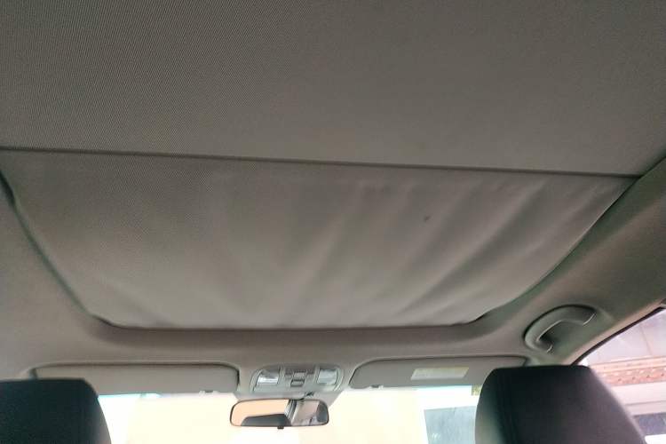 Used Kia K4 2015 1.8L Automatic GLS Special Headliner