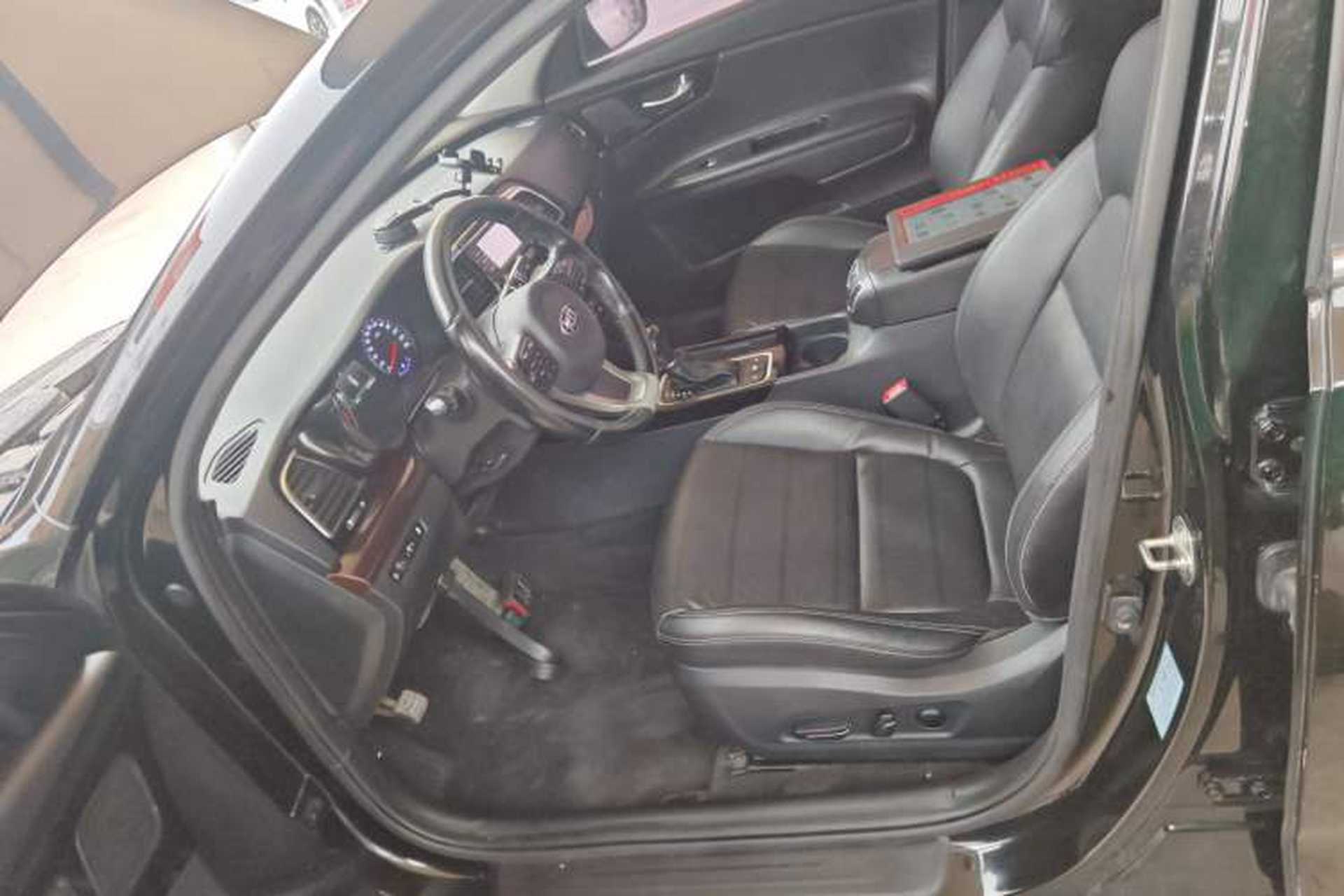 Used Kia K4 2015 1.8L Automatic DLX Special Left Front Seat