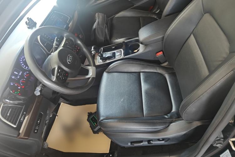 Used Kia K4 2015 1.8L Automatic GLS Special Left Front Seat