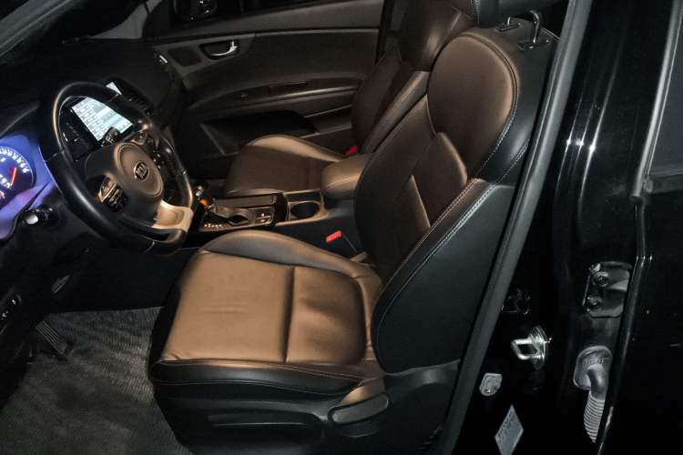 Used Kia K4 2015 1.6T Automatic T-GLS Special Left Front Seat