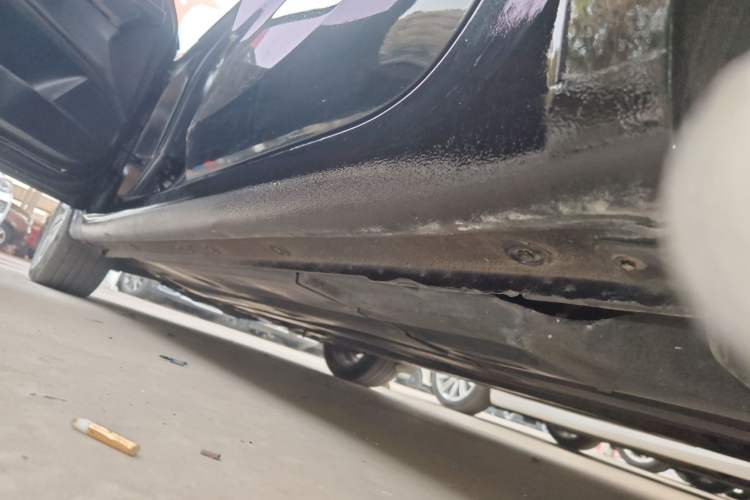 Used Kia K4 2015 1.8L Automatic DLX Special Left Side Sill