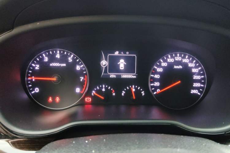 Used Kia K4 2015 1.8L Automatic GLS Special Odometer Close Up