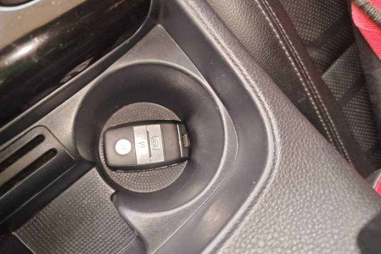 Used Kia K4 2015 1.8L Automatic DLX Special Vehicle Key