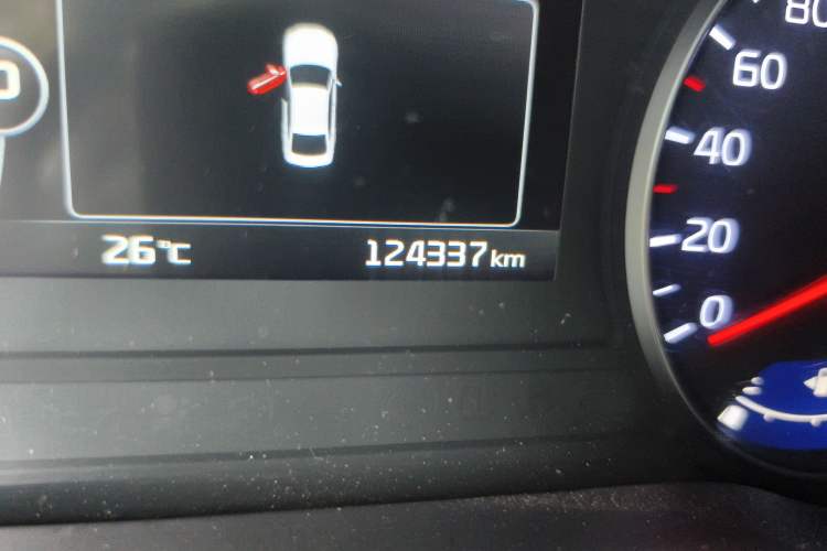 Used Kia K4 2015 1.8L Automatic DLX Special Odometer Close Up