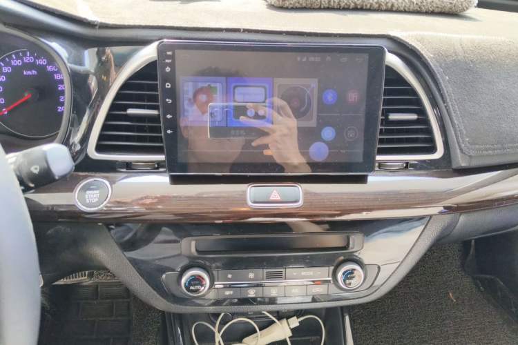 Used Kia K4 2015 1.8L Automatic GLS Special Audio And AC Panel