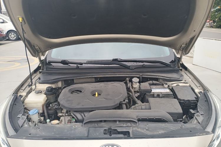 Used Kia K4 2015 1.8L Automatic GLS Special Engine Bay