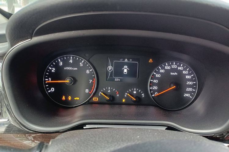 Used Kia K4 2015 1.8L Automatic GLS Special Instrument Cluster