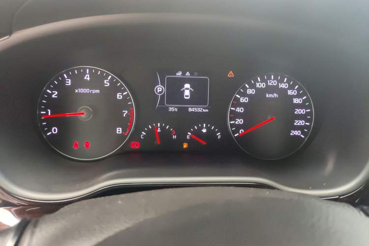 Used Kia K4 2015 1.8L Automatic GLS Special Instrument Cluster
