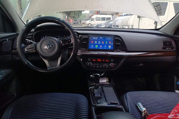 Used Kia K4 2015 1.8L Automatic GLS Special Interior 2