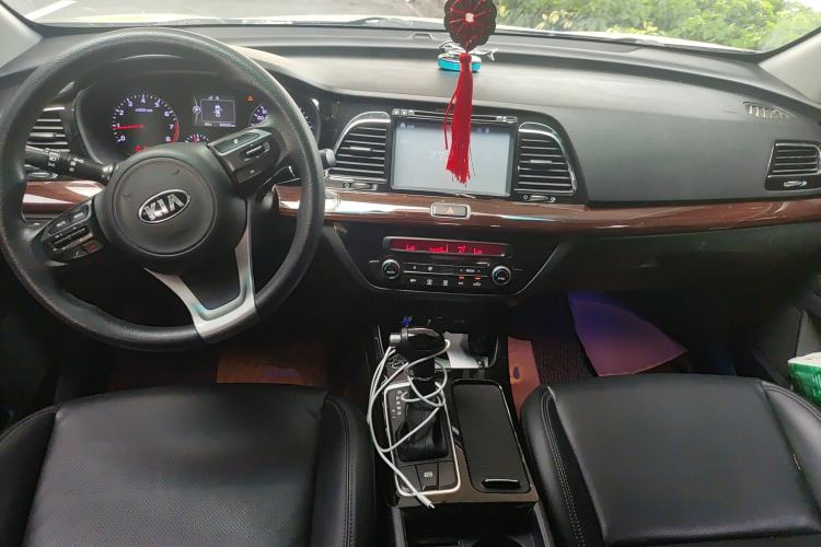 Used Kia K4 2015 1.8L Automatic GLS Special Interior 2