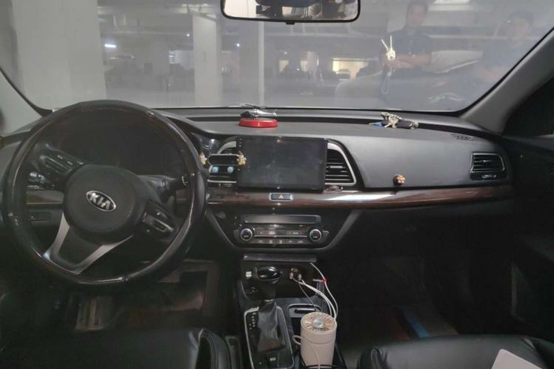 Used Kia K4 2015 1.8L Automatic GLS Special Center Console