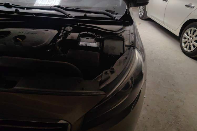 Used Kia K4 2015 1.8L Automatic GLS Special Engine Bay Left
