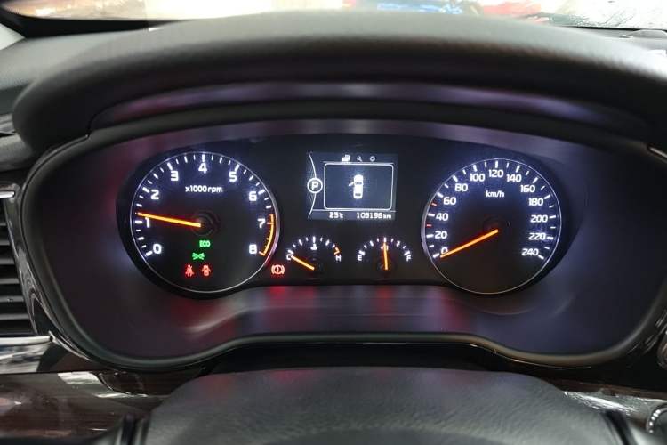Used Kia K4 2015 1.8L Automatic GLS Special Instrument Cluster
