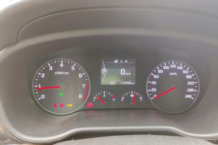Used Kia K4 2015 1.8L Automatic GLS Special Instrument Cluster