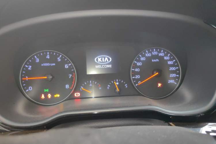 Used Kia K4 2015 1.8L Automatic GLS Special Instrument Cluster