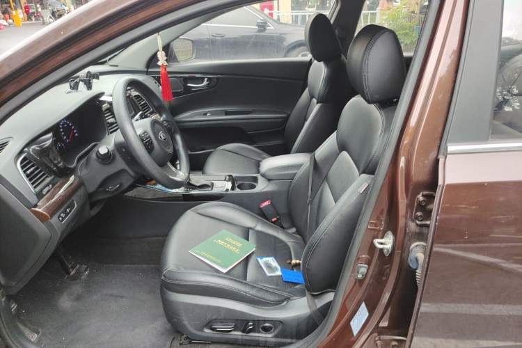 Used Kia K4 2015 1.8L Automatic GLS Special Left Front Seat