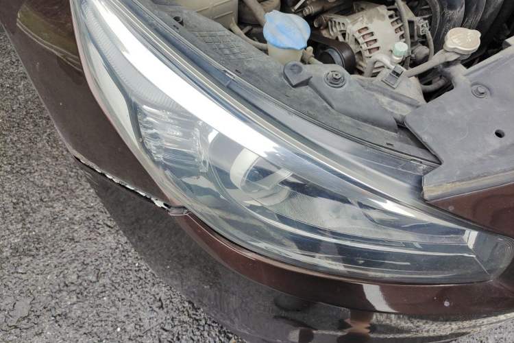 Used Kia K4 2015 1.8L Automatic GLS Special Right Front Headlight
