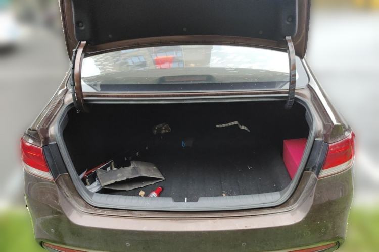 Used Kia K4 2015 1.8L Automatic GLS Special Trunk