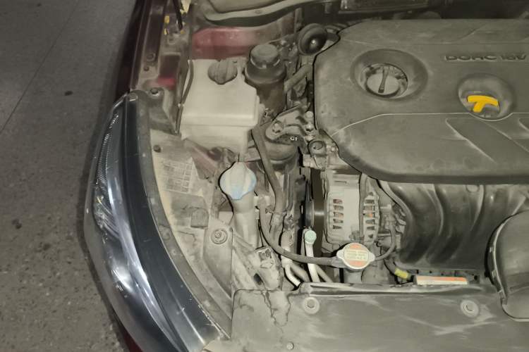 Used Kia K4 2015 1.8L Automatic GLS Special Engine Bay Right