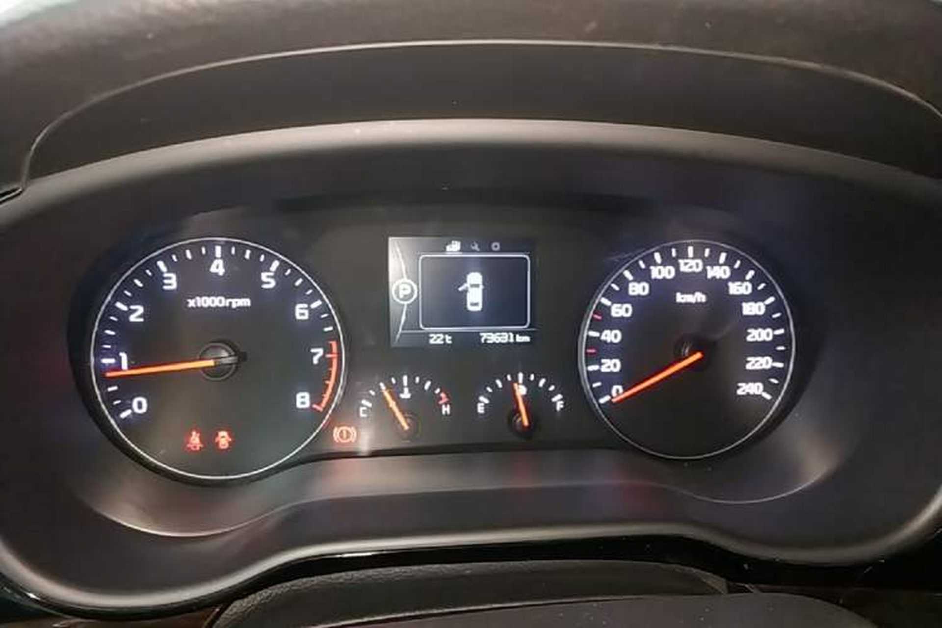 Used Kia K4 2015 1.8L Automatic GLS Special Instrument Cluster