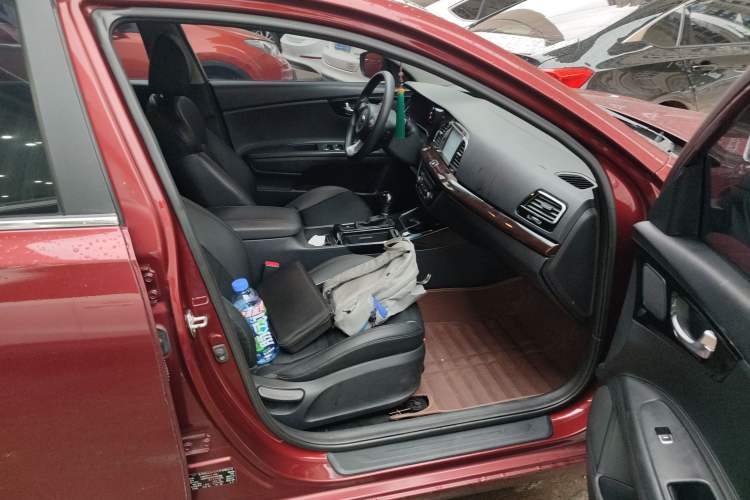 Used Kia K4 2015 1.8L Automatic GLS Special Right Front Seat