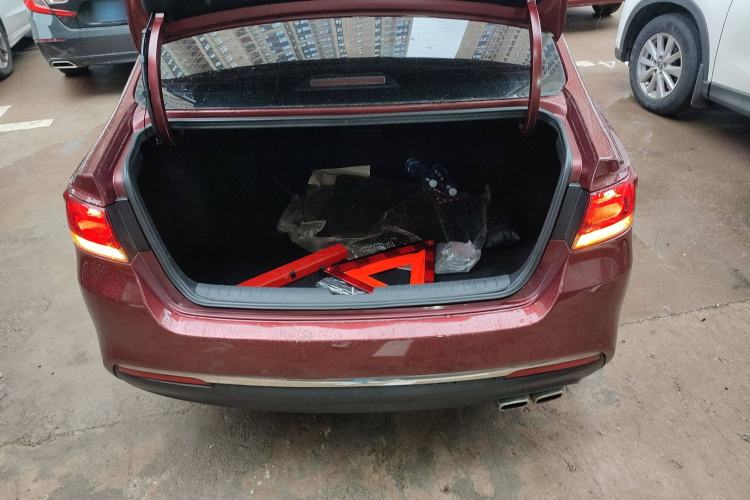 Used Kia K4 2015 1.8L Automatic GLS Special Trunk