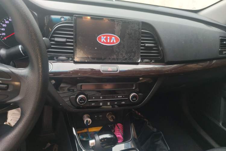 Used Kia K4 2015 1.8L Automatic GLS Special Audio And AC Panel