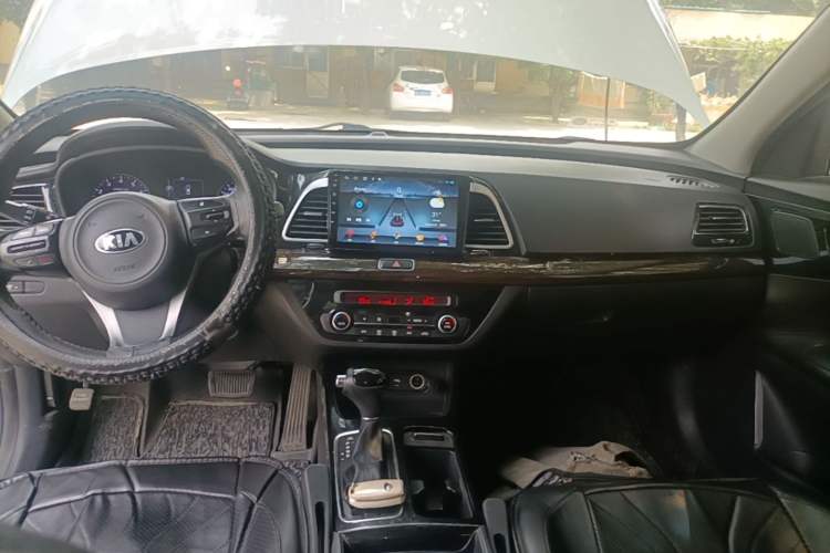 Used Kia K4 2015 1.8L Automatic GLS Special Audio And AC Panel