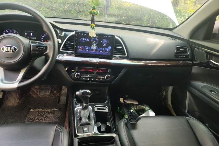 Used Kia K4 2015 1.8L Automatic GLS Special Audio And AC Panel